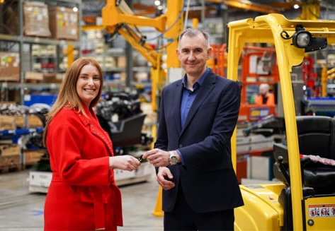 Hyster donates 500 000th UK-made lift truck to FareShareHyster donates 500 000th UK-made lift truck to FareShare